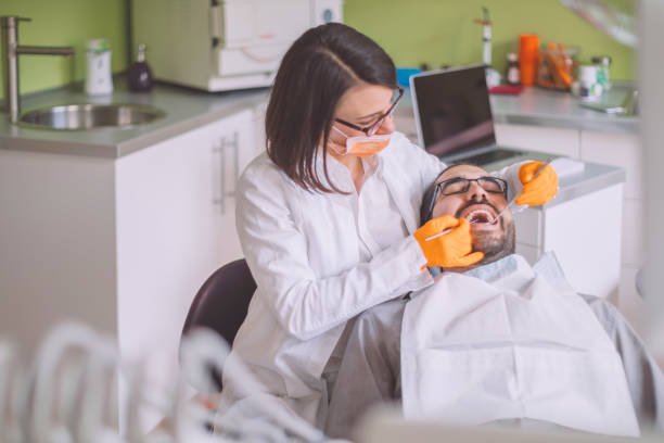 Best Tooth Infection Emergency Dentist  in Dolton, IL